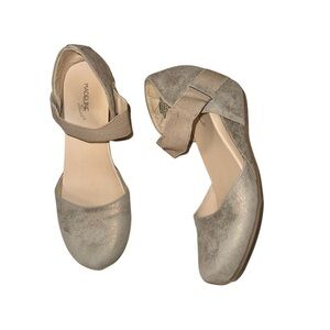 MADELINE STUART METALLIC dress shoes women’s shoes size 9 wide